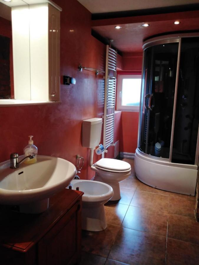 Casa Mamei Suceava Exteriör bild