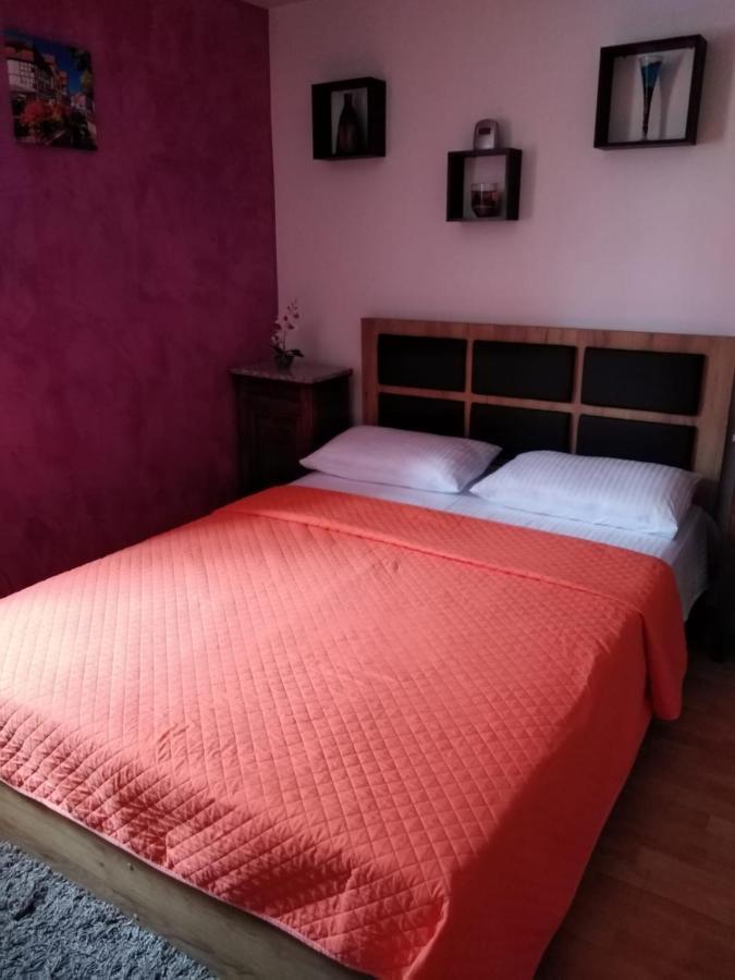 Casa Mamei Suceava Exteriör bild