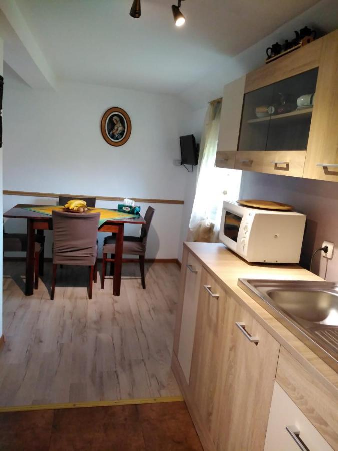 Casa Mamei Suceava Exteriör bild